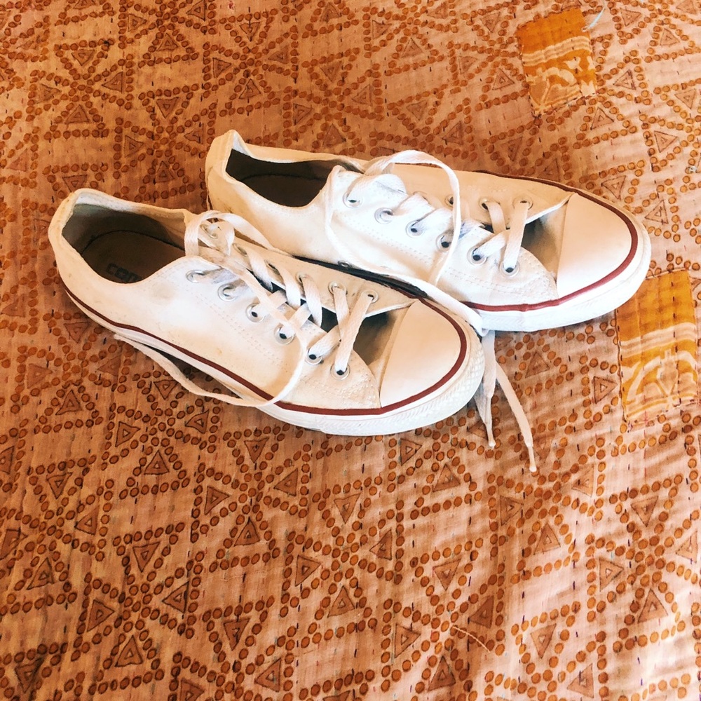 White converse